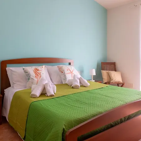 Casa Shanti - 5 Minuti Dalla Con Piscina Condominiale Nyaraló Santa Caterina Di Pittinuri (Sardinia)
