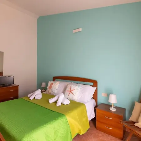 Casa Shanti - 5 Minuti Dalla Con Piscina Condominiale * סנטה קתרינה