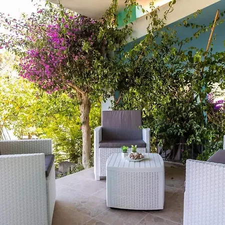Casa Shanti - 5 Minuti Dalla Con Piscina Condominiale בית נופש